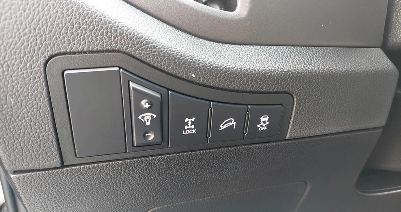 Kia Sportage cena 47900 przebieg: 207000, rok produkcji 2013 z Piła małe 277